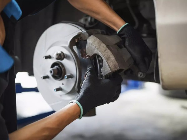 Brake Line Repair in Abu Dhabi | Free Brake Inspection